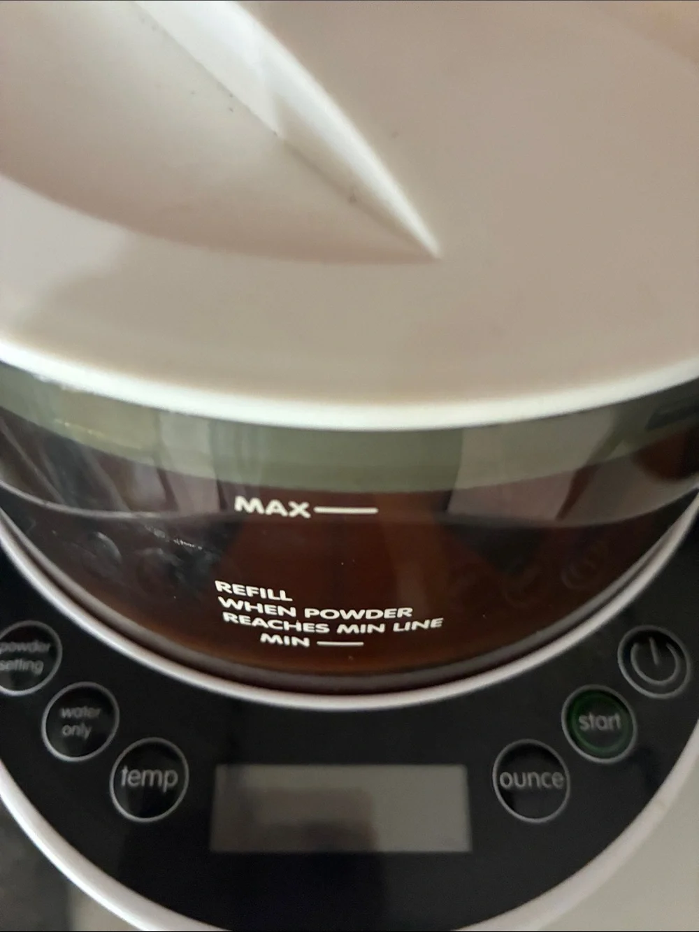 Baby Brezza White Automatic Formula Dispenser - One-Touch Powder Delivery